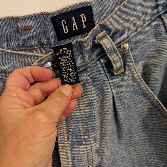 80s GAP | PLEATED |  Lightwash | TAPERED LEG Jeans! | 10 | Button Fly | EVC - Picture 3 of 8